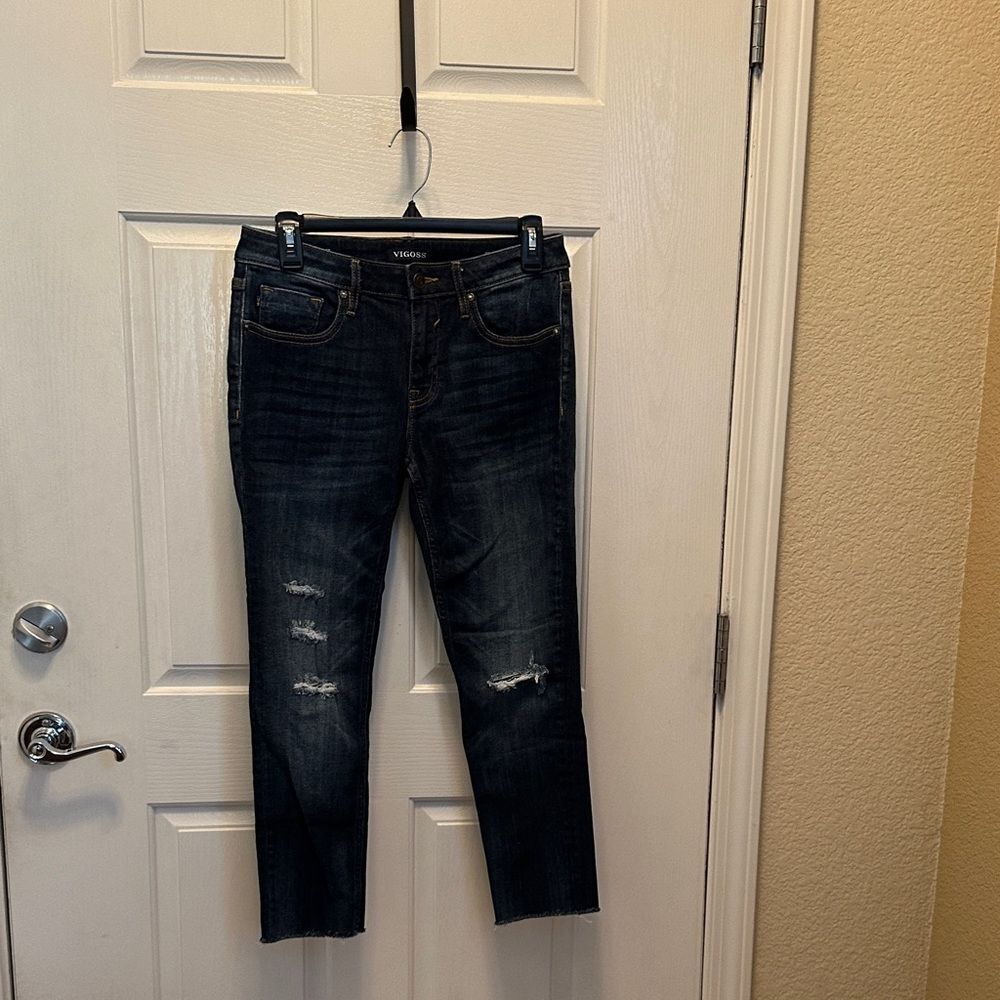 Vigoss Women's Distressed Dark Wash Cropped Jeans
